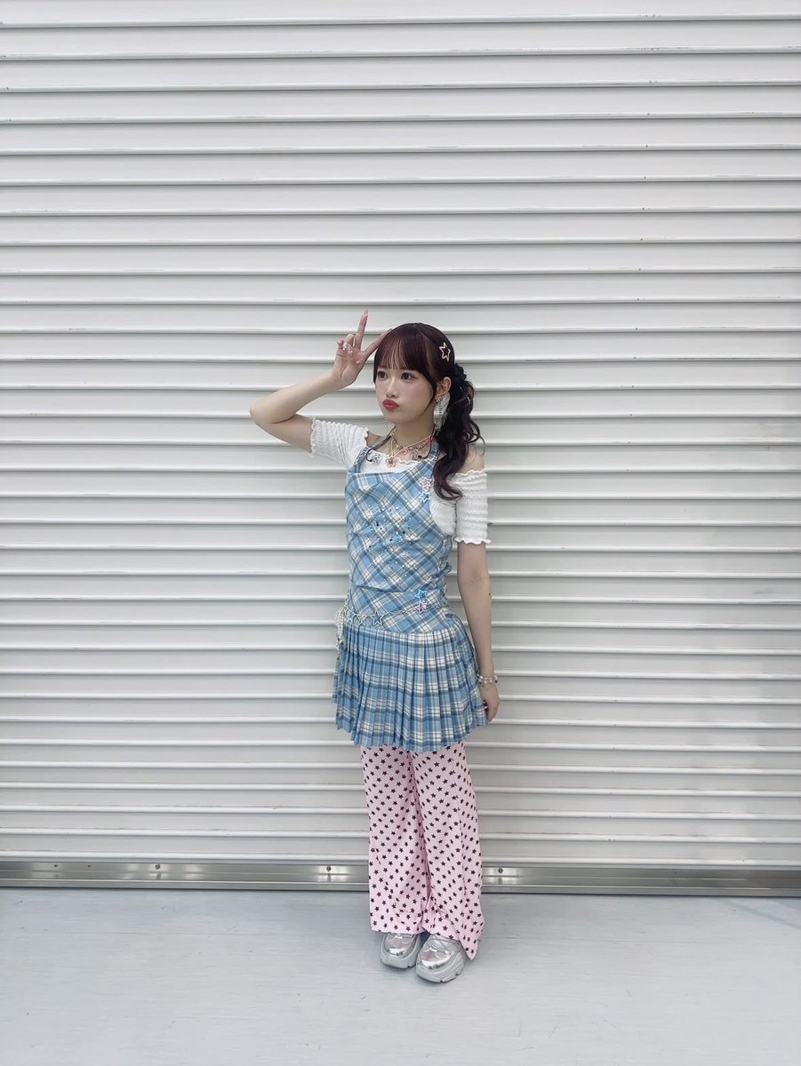 et___ima's tweet photo. うー概念コーデ💘
風強かった🤧 https://t.co/FCey351xh9