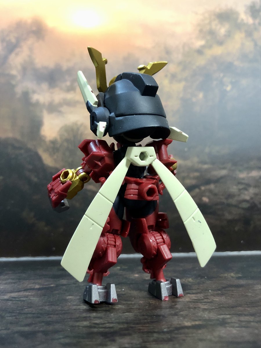 rpg_no's tweet photo. #リンクトラベラーズ
マリオンの3mm穴について
前腕、太もも正面、横に各２
尻に１
背中には、T字の穴開いてる所に白いでかいパーツつけると+１
って感じでした。色々つけられそうですね！ https://t.co/Z15j5710AO