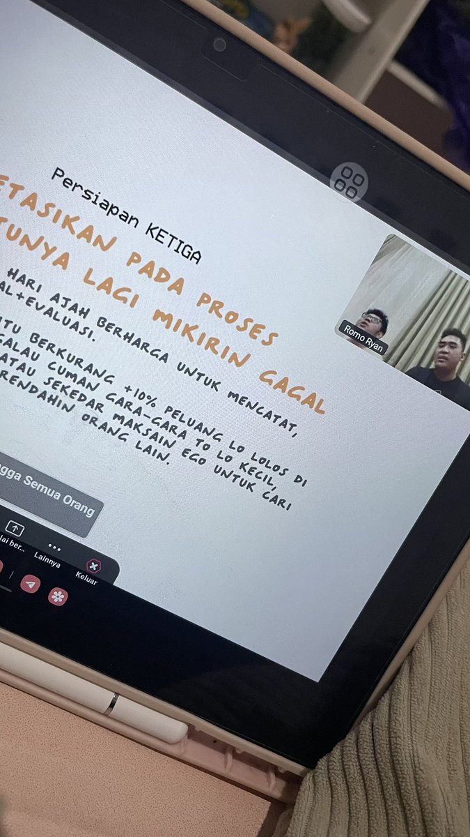 hxolding's tweet photo. my finally moment gwe!!! sesi kali ini sgt rilet dengan kekhawatiran sy dan romo memberi solusinya @AlternatifaP THAAANKYOU sudah menciptakan ruang belajar yang nyamaaaaan ^___^ https://t.co/tLQWYYoyu7