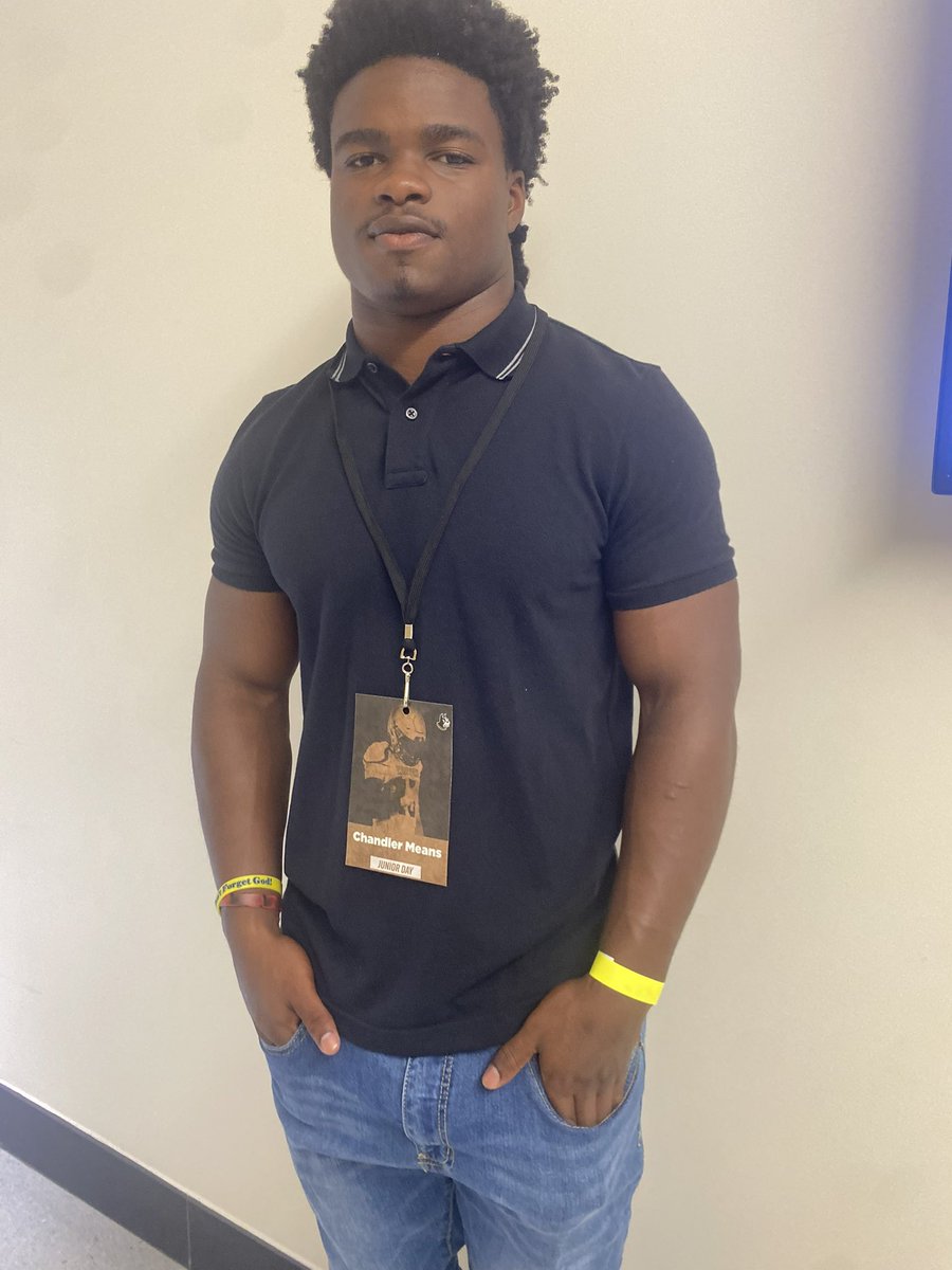 CoachTaylor_'s tweet photo. Junior Day for @ChandlerMeans29 at @Wofford_FB #RecruitEC https://t.co/f8GCOiNMM7