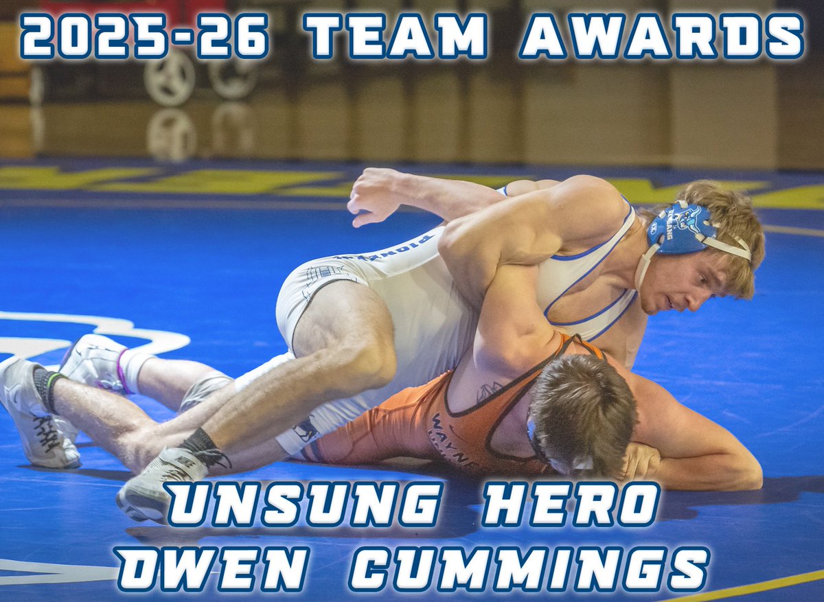 AlfredWrestling's tweet photo. Ox Gang end of year team awards! We asked each award winner to call up a teammate or group of guys who they felt helped them to earn this honor. Unsung Hero award goes to Owen Cummings! #alfredstate #bluecollar #oxgang https://t.co/Z96EZQ2Hnw