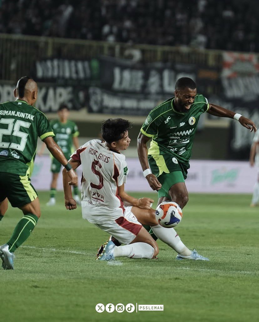 garistengah_id's tweet photo. FINAL PEGADAIAN CHAMPIONSHIP….. INSANE!!!🥵

Tidak hanya soal 0-2 jadi 2-2 tapi soal determinasi, soal gairah, soal adu taktik kedua pelatih. Soal atmosfir luar biasa yang dihadirkan Slemania dan BCS.

Gilaaaa. Gilaaa. Gilaaa🤯

Pertandingan final yang sesungguhnya ya ginii!🔥🔥 https://t.co/TclBz3NxId