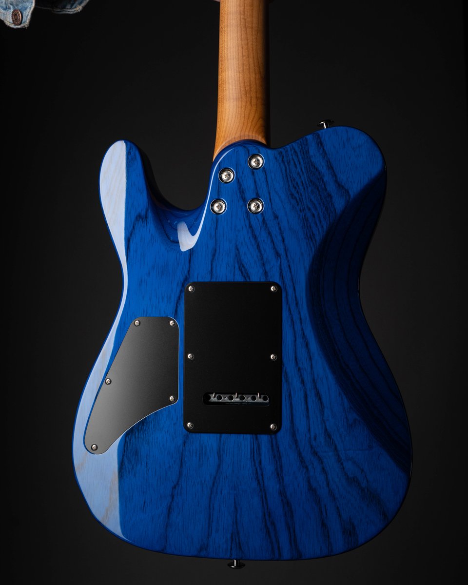Suhr Custom tweet media