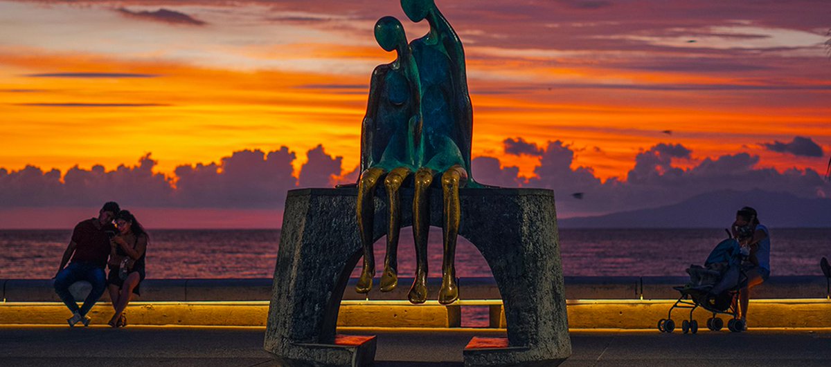 PinnacleResorts's tweet photo. Golden beaches and vibrant culture fill your days in Puerto Vallarta with unforgettable moments. Soak up the sun and let every hour be an adventure. 🌴🍹
.
.
🔗 https://t.co/8MJ9fduj2C
.
#puertovallarta #luxuryresorts #pinnacleresorts https://t.co/e7rzxVicME