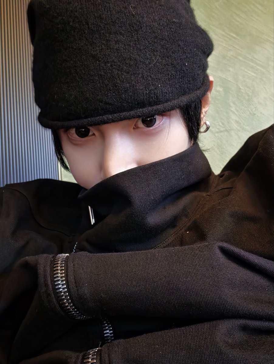 ⋆𝑎𝑛𝑟𝑖 𝄞♪ tweet media