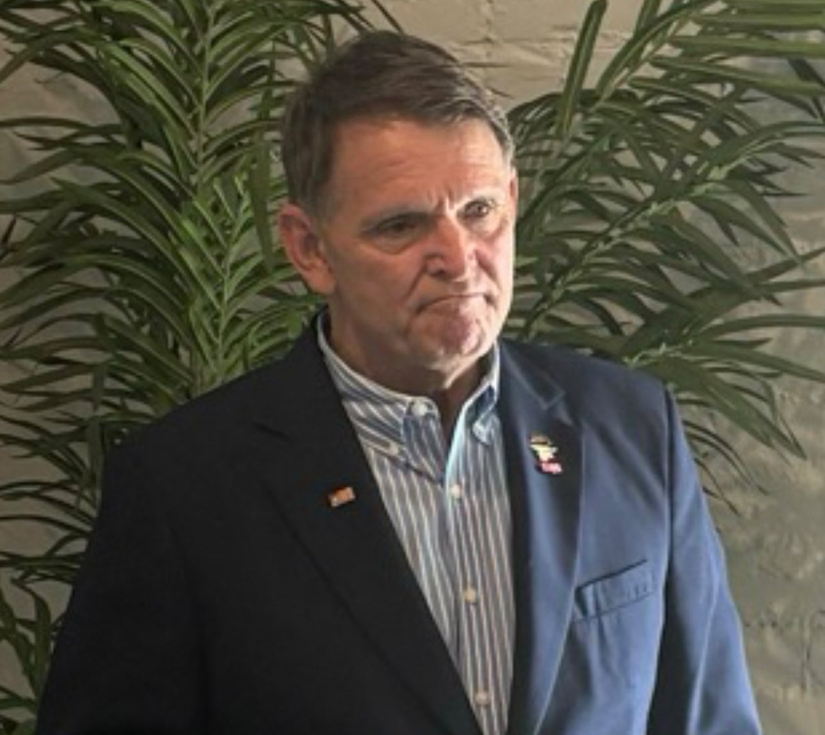 patriottakes's tweet photo. Ed Gallrein:

• Refuses to debate 

• Blocks Kentucky voters on X

• Tells people not to record him 

• Brags about dodging questions

• Skips candidate questionnaires https://t.co/4cgEFInq7K