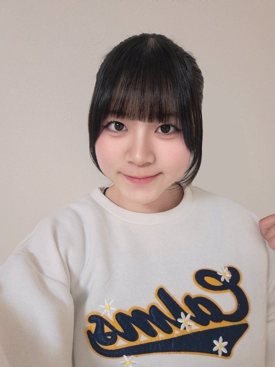 りんか【Rowanberry研究生】 tweet media