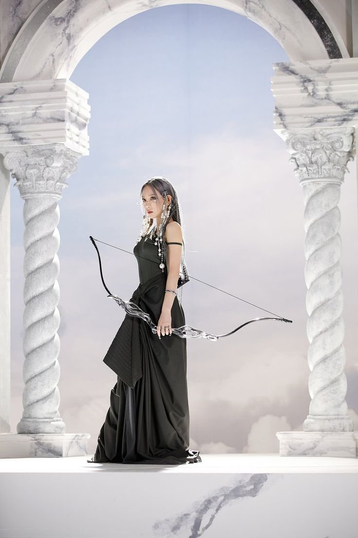 onlychild_rich's tweet photo. i love it when snsd’s releases have a goddess/heroine lore,  it just fits them so much https://t.co/YD6i2T3Vsv