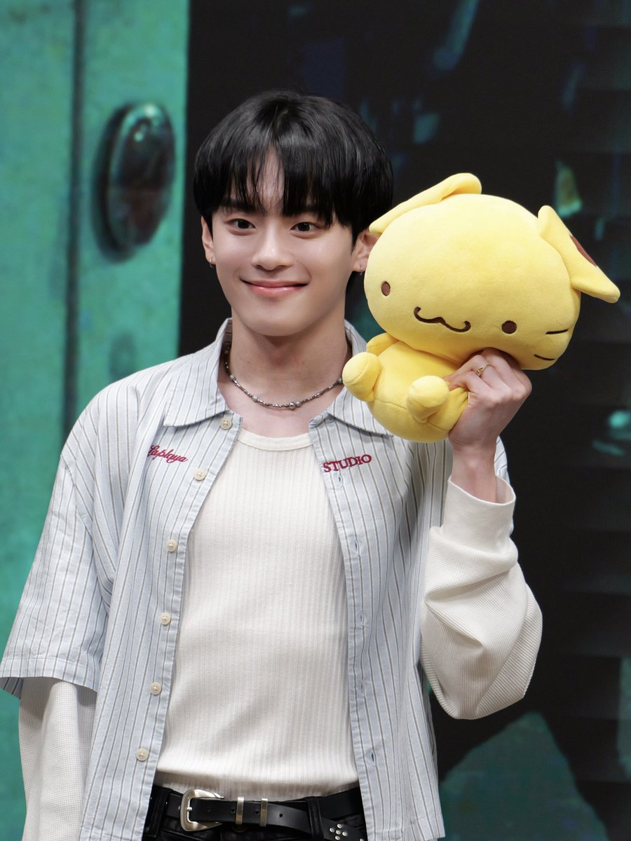 ฅ^•ﻌ•^ tweet media
