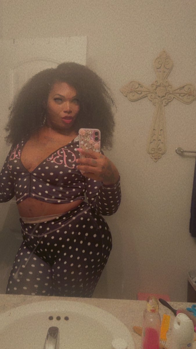 nikadoll22's tweet photo. 💋💋 #baddie #trans https://t.co/nIxIyL7iRM