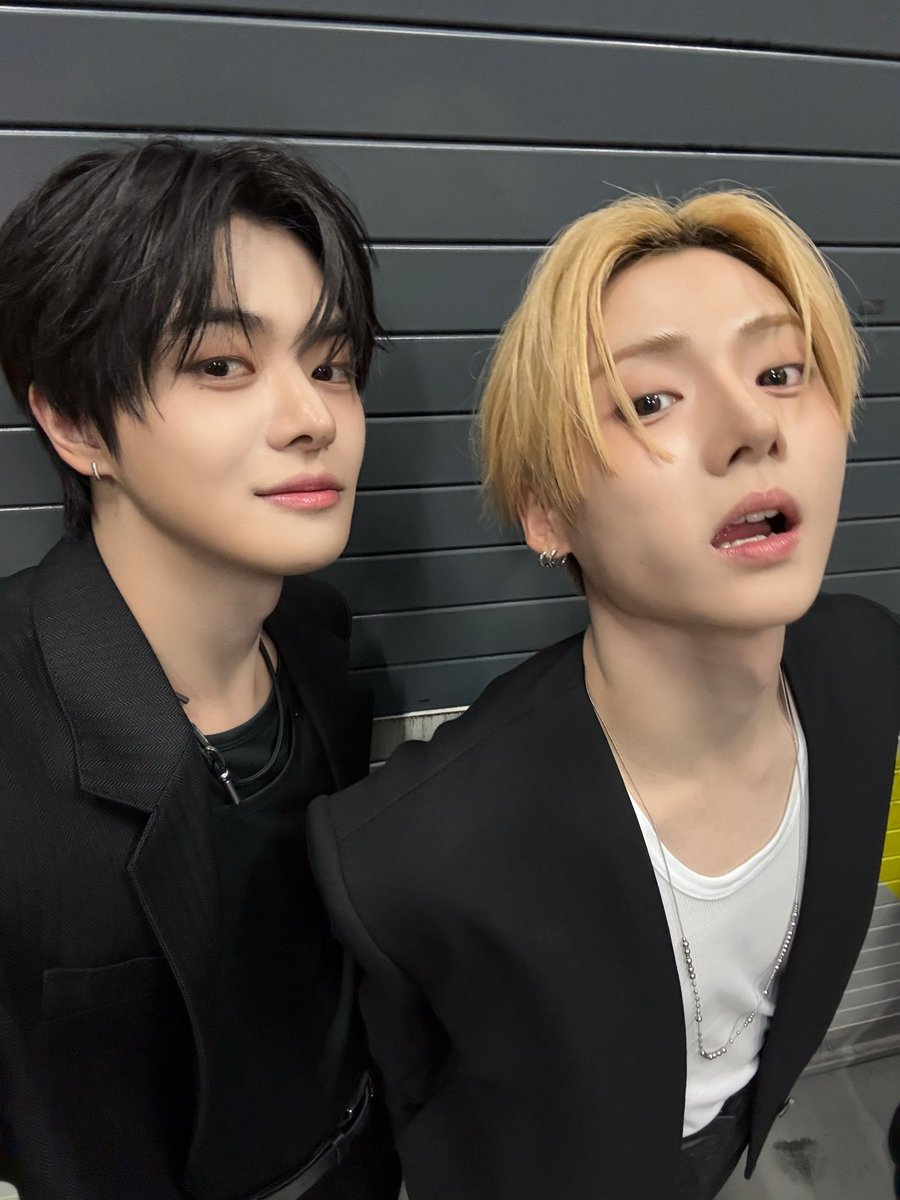 wifewonie's tweet photo. posted by leo           ❤︎⁠               posted by sangwon https://t.co/tlZSDQ4lcf