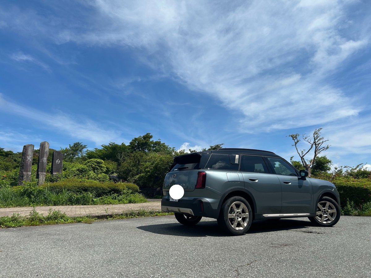 KAI19180347's tweet photo. COUNTRYMANも見かける機会が増え、見慣れて来たが…
MINIファンこ一定数は、そしてオレ自身も新しいMINIに抵抗があったけど見慣れてくるとコレも良いね、と感じてしまう
MINIのデザイン力はスゴいな…
#COUNTRYMAN
#U25 https://t.co/LBzw61Eown