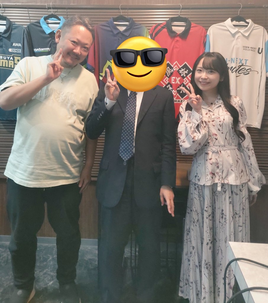 ますれお tweet media