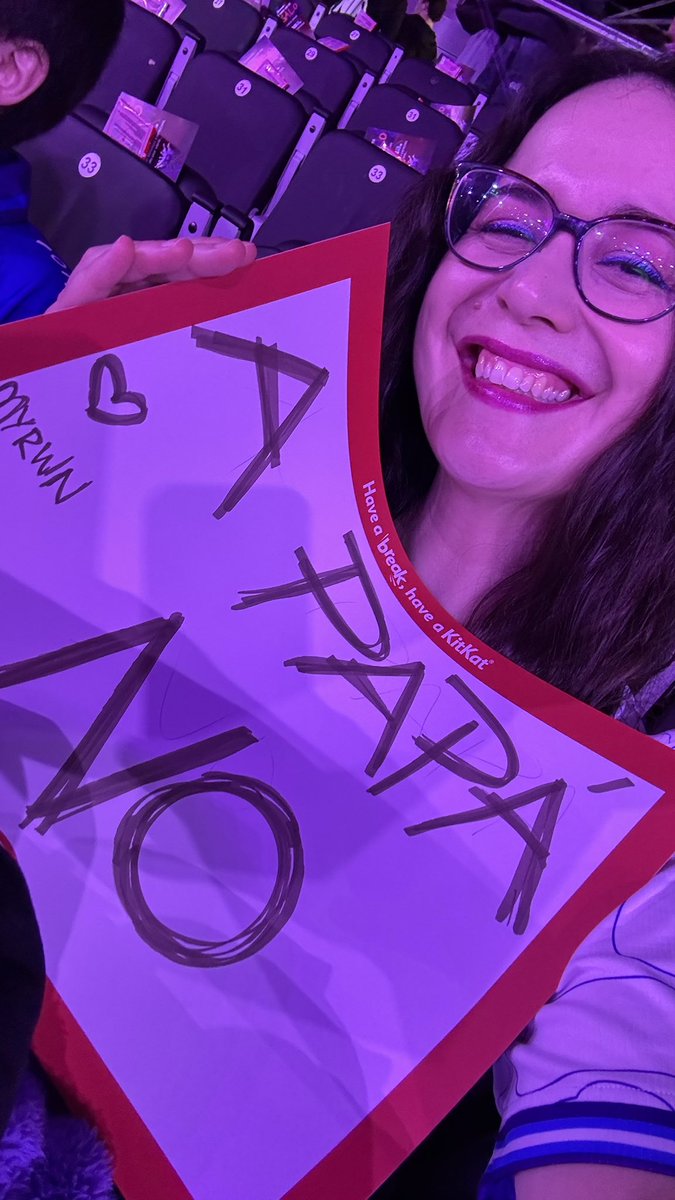 ElsieMaple's tweet photo. Aquí, representando @MyrwnDaily 💪🏼 https://t.co/eXDbDKg2Zw
