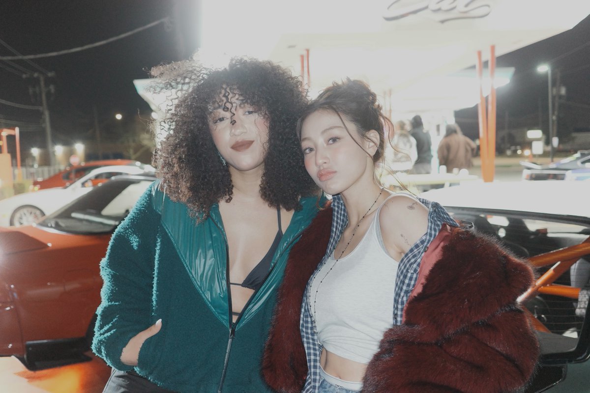JIHYO AND JENEVIEVE