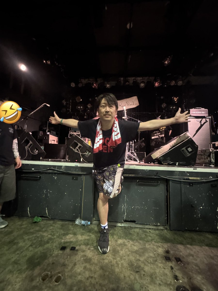 kinniku1ban's tweet photo. kenband仕上げてきたな（トーク雰囲気w）下ネタが増えてきたらそういうこと🤣Still I Got 聞けた！これはでかい🤣Goodbye、BalladやっぱカッコすぎるラストまさかのYou Are My Sunshineは全員幸せになるやつ🤣健さん今日も助けれた？よ🤣フロアとのやりとり流石健さん愛してる🤣

#kenyokoyama
#tbop https://t.co/FCbvtABnKB
