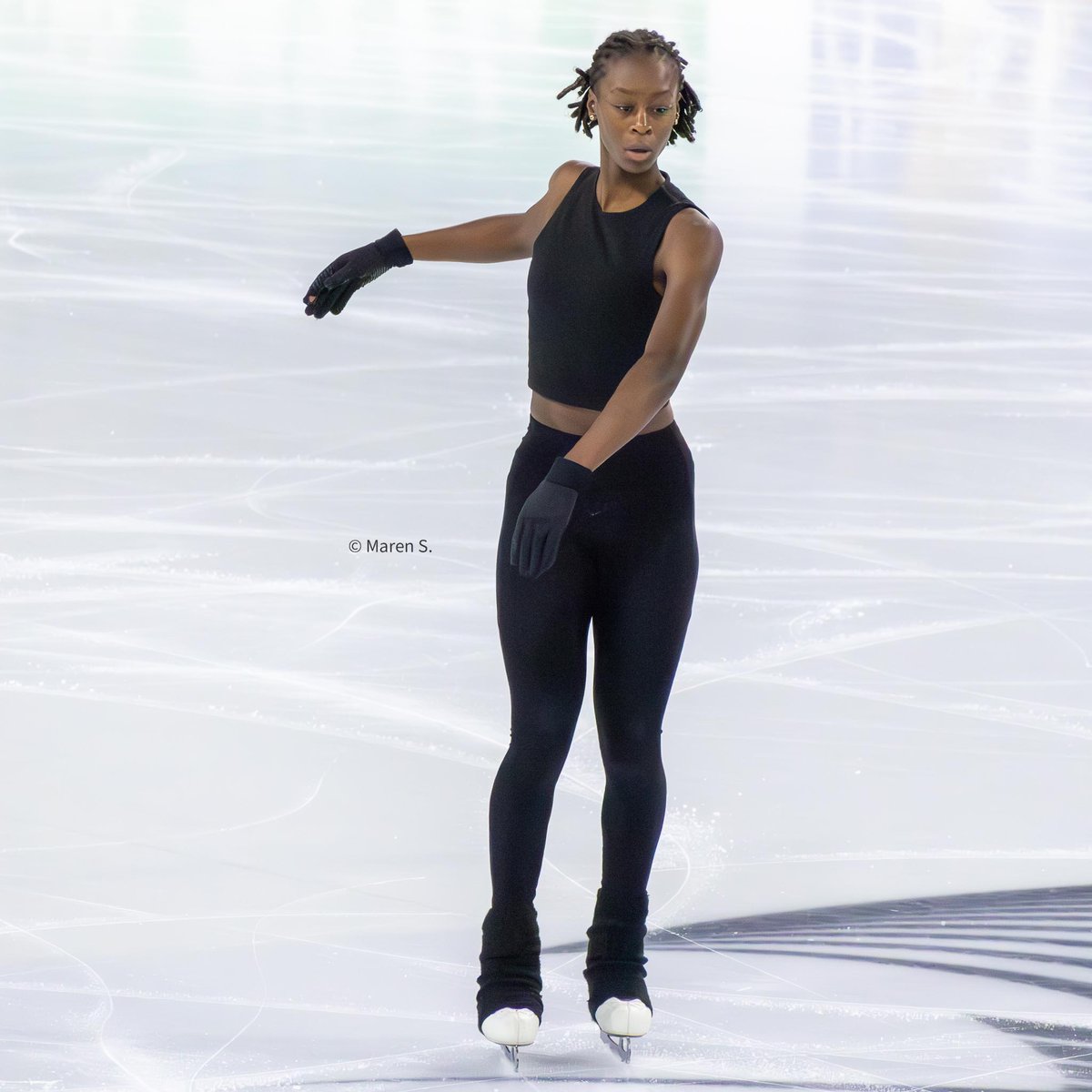 demtuppesseine's tweet photo. Grand Prix de France 2025 - Friday women SP practice - Clémence Mayindu 🇫🇷 #FigureSkating #GPFigure #GPFRA #GPdF #ClémenceMayindu https://t.co/jsLolxJPdz