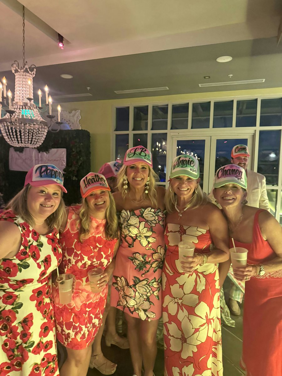 PepperWRealtor's tweet photo. Enjoyed taking the Kentucky Derby to Charleston to celebrate one of my college besties, Lauren, turning 50!! These ladies have been "my tribe" for over 30 years; looking forward to racing into our 50s together. 

#thisis50 #genxturns50 #kentuckyderby #charleston #ugabesties https://t.co/MWBJjx6qBf