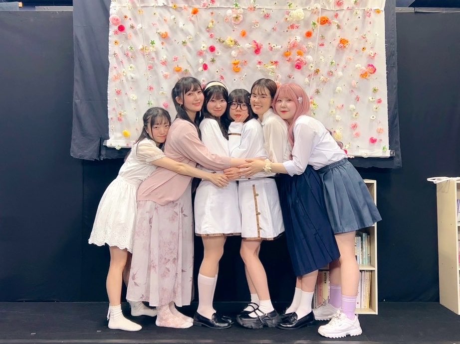 e7x1_q's tweet photo. #ふたりきりパレード
Bキャスト千秋楽を迎えました☺️

私は本当に短文で文章を書くのが苦手なので今の思いを画像に貼らせて頂きました！

私は明日もAチームの音響スタッフとして作品を皆様にお届けします🕊️
大千穐楽の応援よろしくお願いします😄

大好きな千夏さん🥰
一緒にお芝居できて幸せでした🥹 https://t.co/y5P1sVoNQ9