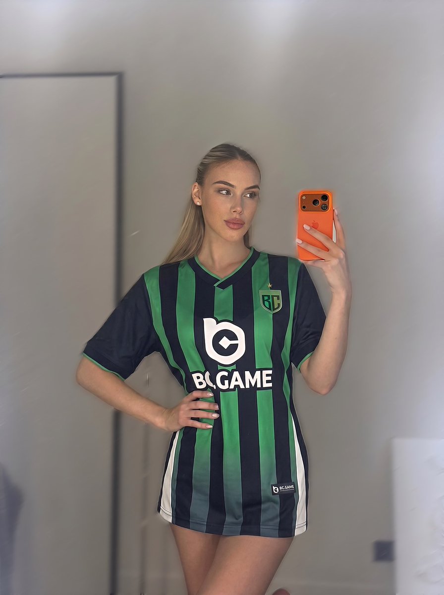 Adelina tweet media