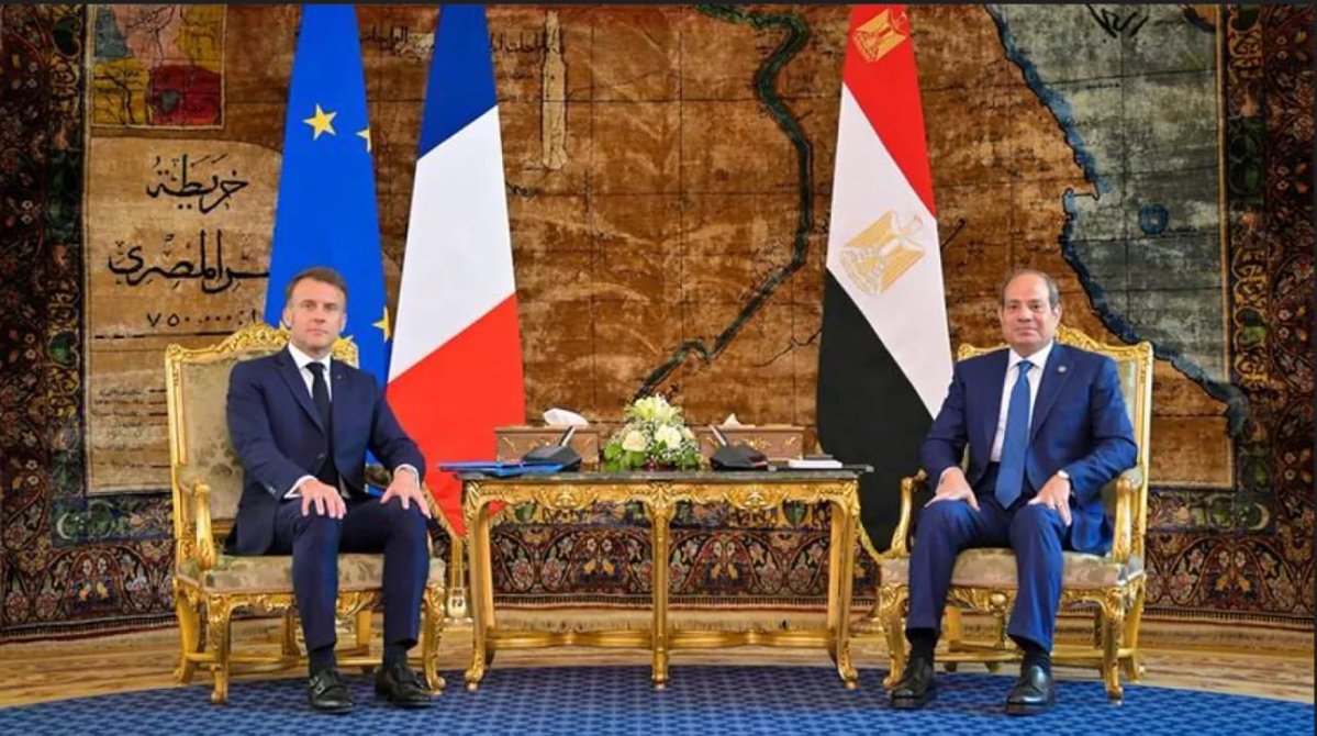 السيسي يؤكد دعم مصر لأمن الدول العربية خلال اتصال مع ماكرون