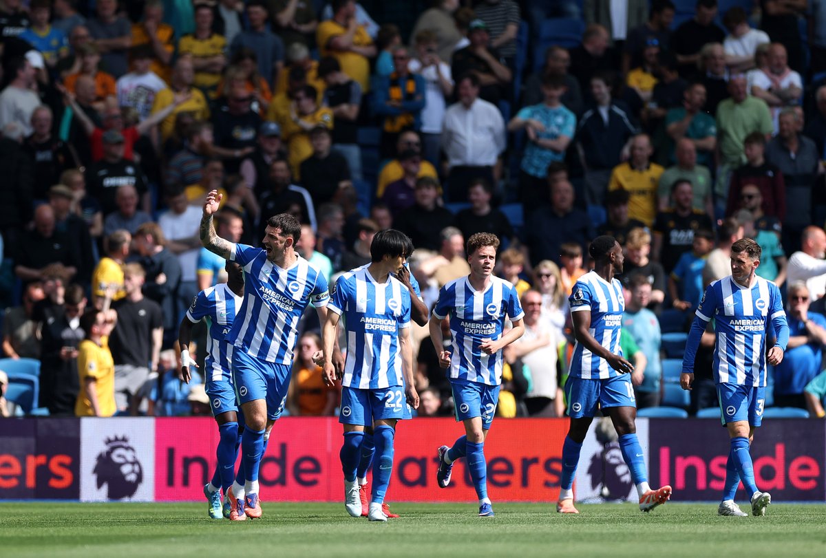 JournoHaff's tweet photo. Lewis Dunk is Brighton's 19th different scorer in the Premier League this season. No PL team has more, with Arsenal (18) closest. #BHAFC https://t.co/Eyeb6YuYmy