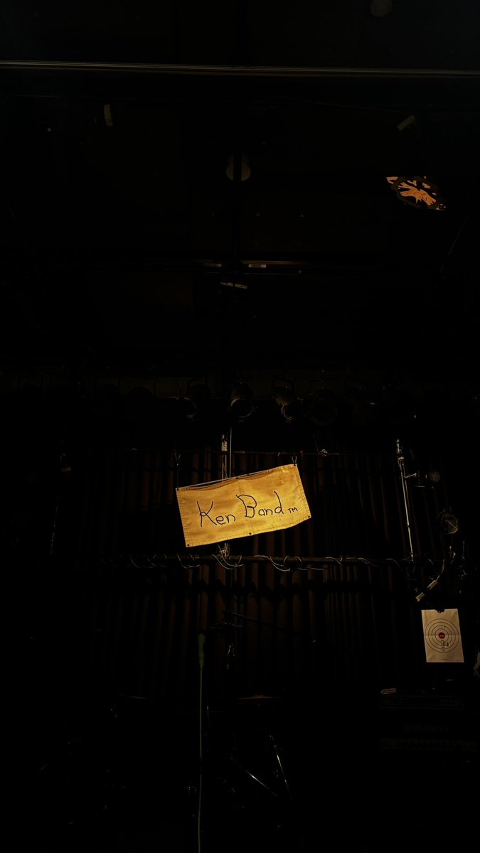 mo0913mm's tweet photo. 当券で仕事終わり途中から入ったけどKenさん見れただけで幸せやのにピックもGetして友達もいっぱいいて幸せでした^_^ https://t.co/dHGspt1Yk4