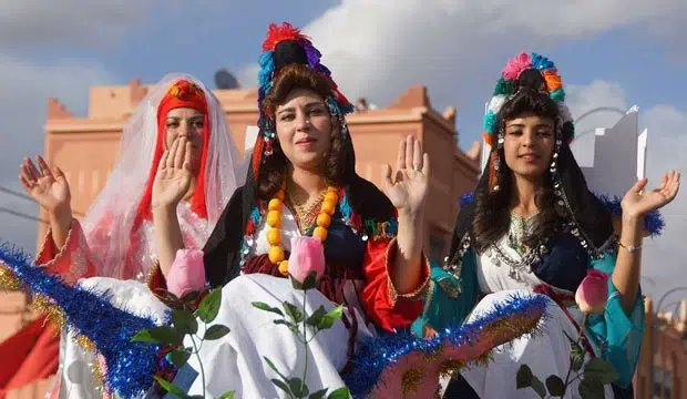MounaNaceri's tweet photo. The 61st edition of #Morocco_Rose_Festival -held in the town of #Kelaat_Mgouna (May 7-10, 2026)
This springtime celebration draws global visitors to the #Dades_Valley for parades, Moroccan Amazigh music/dancing 'Ahidous', and the crowning of a #RoseQueenπΈ https://t.co/722rm8tcoU