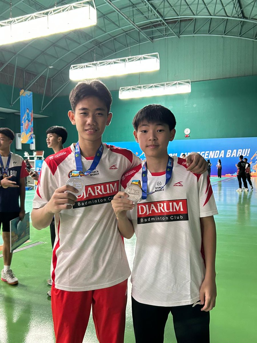 jonisugio's tweet photo. 🥈 GRA Sirnas Jateng 2026.

Terima kasih kudus. 

Apresiasi sebesar besarnya kepada HeadCoach David Pohan serta coach Ulin dan coach Ricky di kudus. Juga para coach ganda remaja dan taruna di Jakarta. 

Bergabung dgn pb Djarum bln Okt 2025 dan skrg ada di podium Sirnas Jateng. 👍 https://t.co/u6XeCVABKN