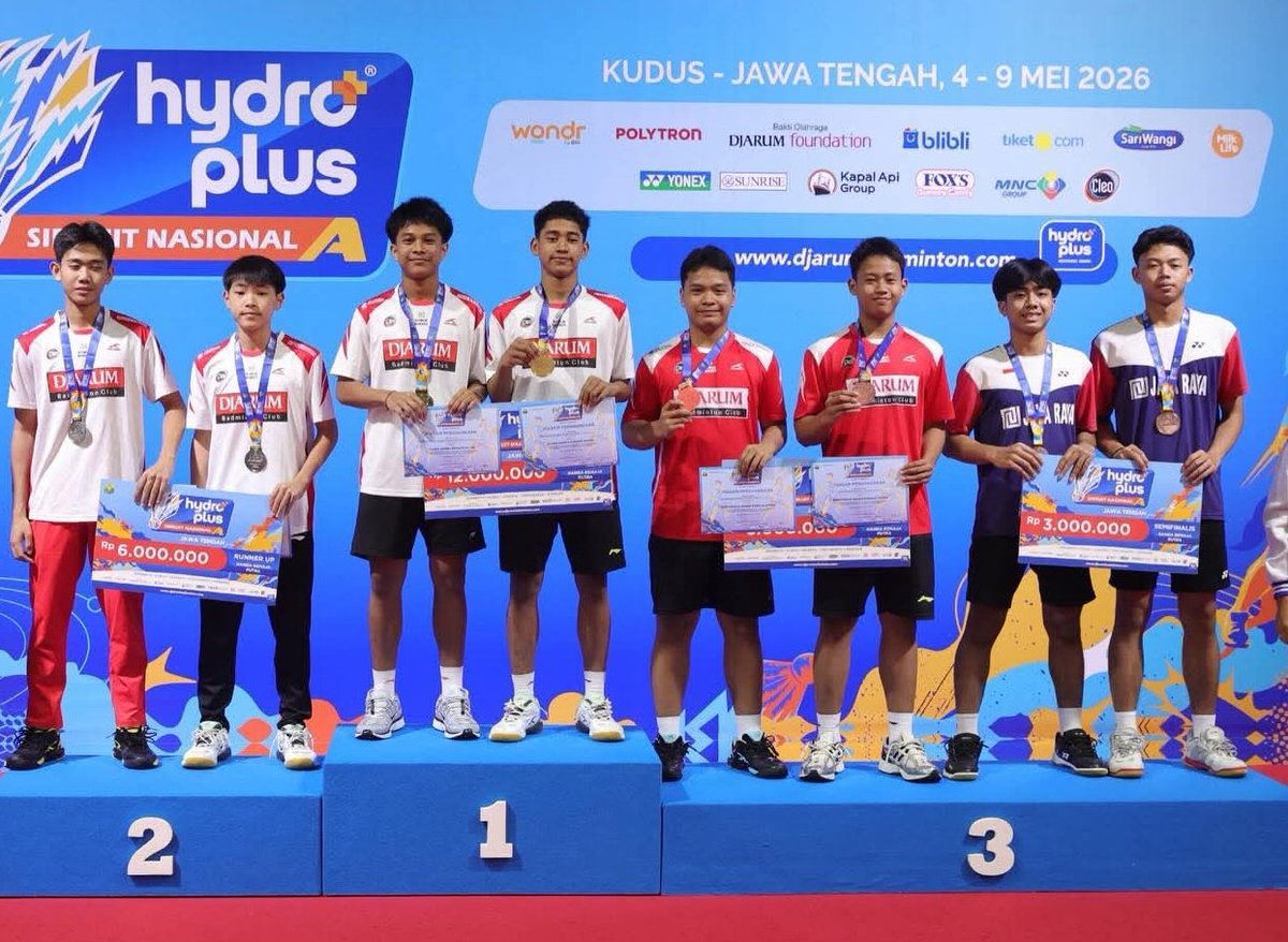 jonisugio's tweet photo. 🥈 GRA Sirnas Jateng 2026.

Terima kasih kudus. 

Apresiasi sebesar besarnya kepada HeadCoach David Pohan serta coach Ulin dan coach Ricky di kudus. Juga para coach ganda remaja dan taruna di Jakarta. 

Bergabung dgn pb Djarum bln Okt 2025 dan skrg ada di podium Sirnas Jateng. 👍 https://t.co/u6XeCVABKN