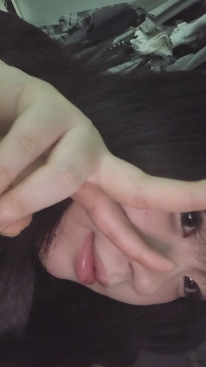 리미밋 tweet media
