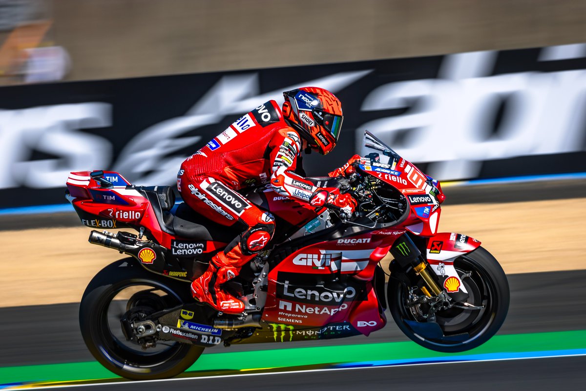 damCR's tweet photo. 🚨🚨🚨🚨🚨Última hora @marcmarquez93
El #TrodeCervera s'ha trencat el 5è metatarsià del peu dret a la cursa esprint; se'n va a Madrid a operar-se
👉No corre demà al #FrenchGP i
👉serà baixa per al Gran Premi de Catalunya #CatalanGP https://t.co/bssxwtxy46