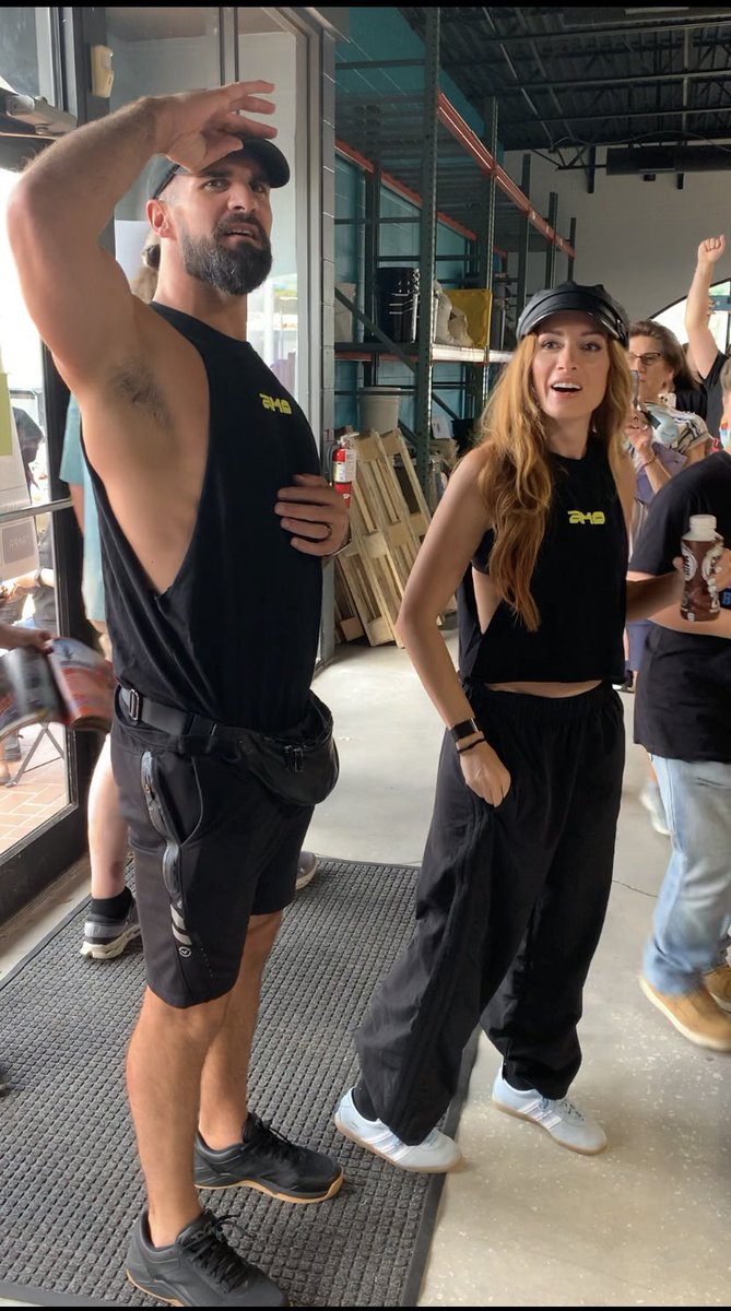 uceyrollinsx's tweet photo. Seth and Becky at the AMO takeover event today in Tampa🖤

📸: wolfsoul4 https://t.co/NZ9zpC1OAA