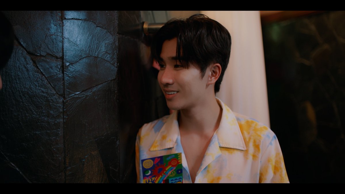 GMMTV's tweet photo. แอบมาเขียนโปสการ์ดให้แฟน แต่ดันมีซีนโก๊ะ โอ้ยยยยย น่ารักจริง ๆ เลยง่ะ 🤏🏻
#LoveYouTeacherSeriesEP9
@perthppe @Ppsanta https://t.co/dOgHo608J5