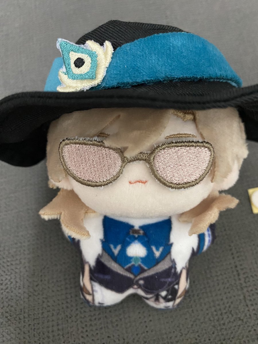 penelopie tweet media