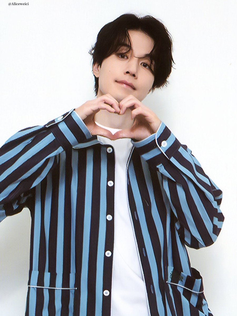 Aliceweici's tweet photo. 🐰💙🫧

#LeeDongWook #이동욱 #李栋旭 https://t.co/YAQlvYxyWz