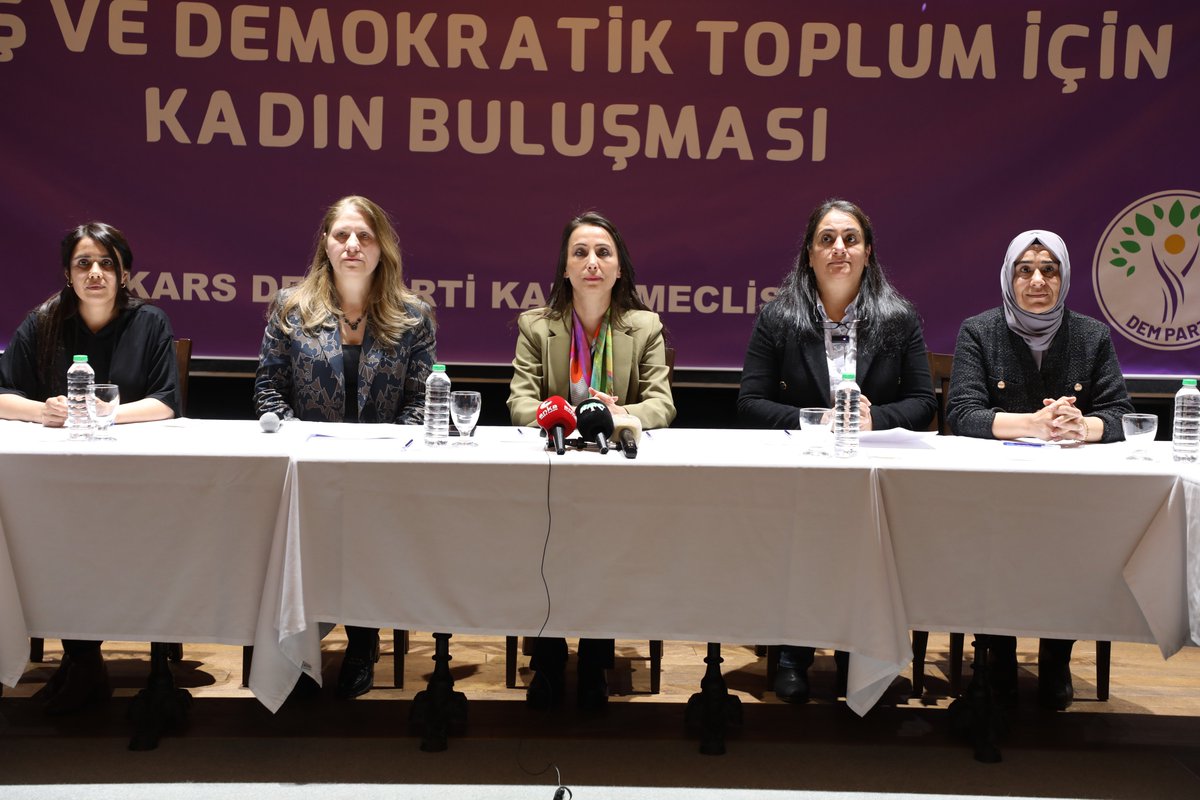DEM Parti tweet media