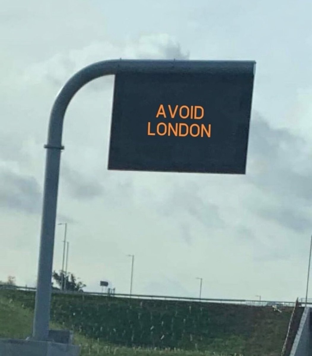 No Context Brits tweet media