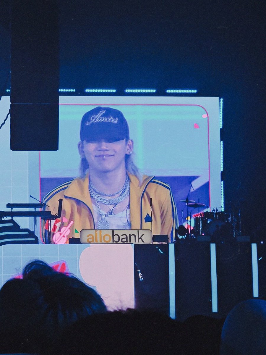 yaurside's tweet photo. ily forever @treasuremembers https://t.co/OYY8lpPS2P