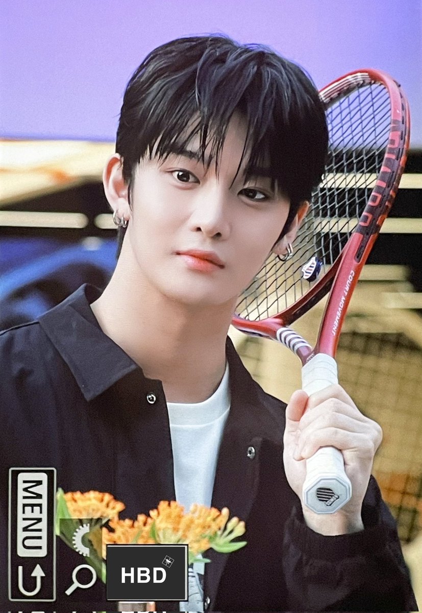 HappyBAEsDay's tweet photo. 260509 케이스위스 플래그십 스토어 🎾✨️
#배진영 #BAEJINYOUNG #ベジニョン https://t.co/7Tdb7VWMyF