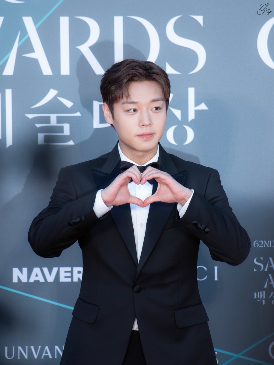 vvujjooo's tweet photo. 260508 백상예술대상 레드카펫

#박지훈 #PARKJIHOON https://t.co/p6roVt7Tss