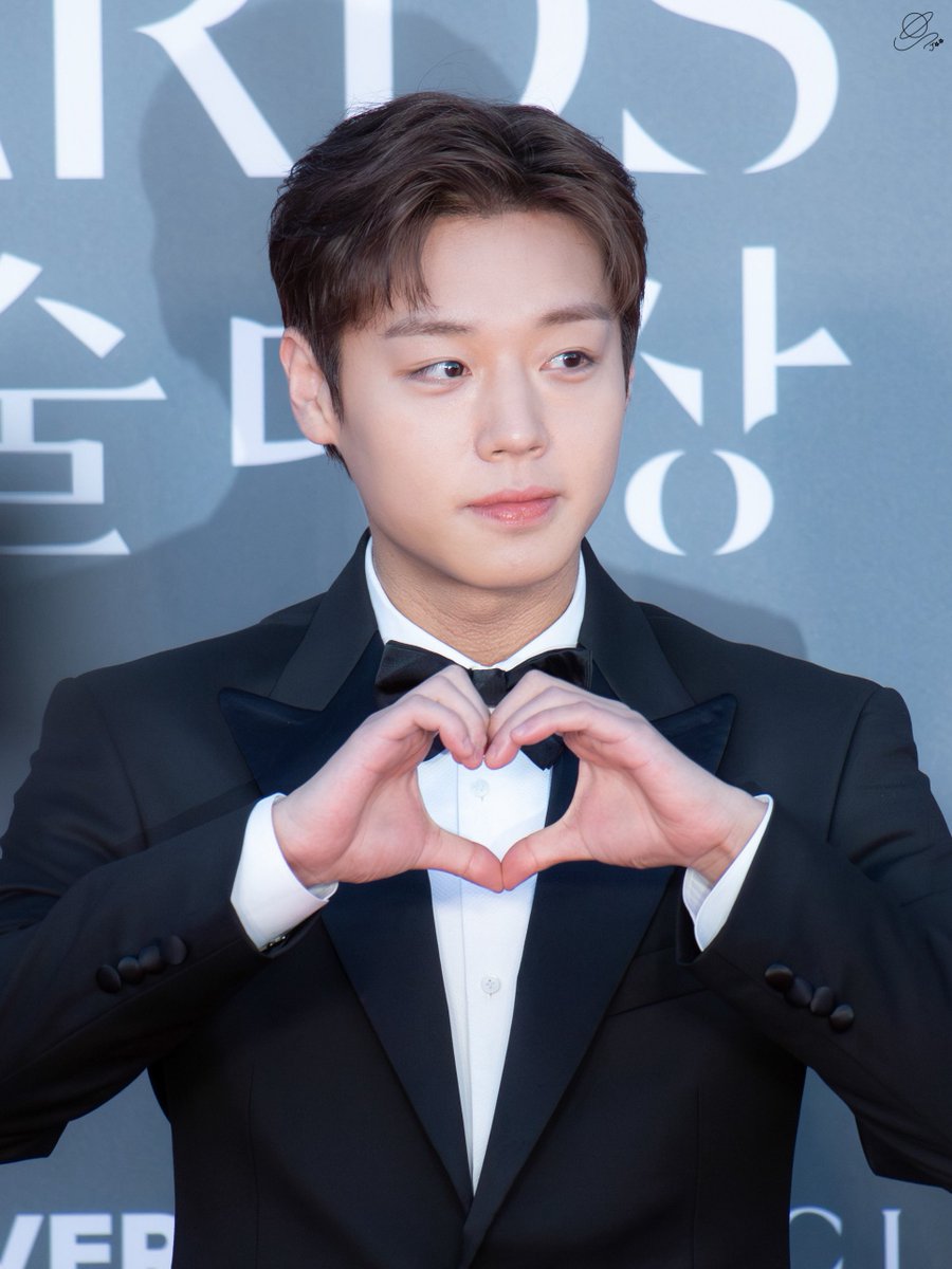 vvujjooo's tweet photo. 260508 백상예술대상 레드카펫

#박지훈 #PARKJIHOON https://t.co/p6roVt7Tss