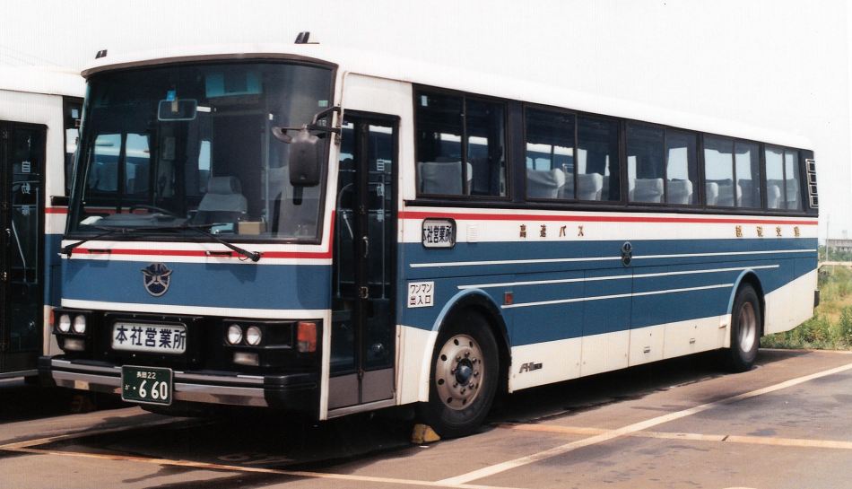 HT225AA's tweet photo. 越後交通　長岡22か･660 P-MS715S（87年式）富士ボディ https://t.co/gH3eHur424