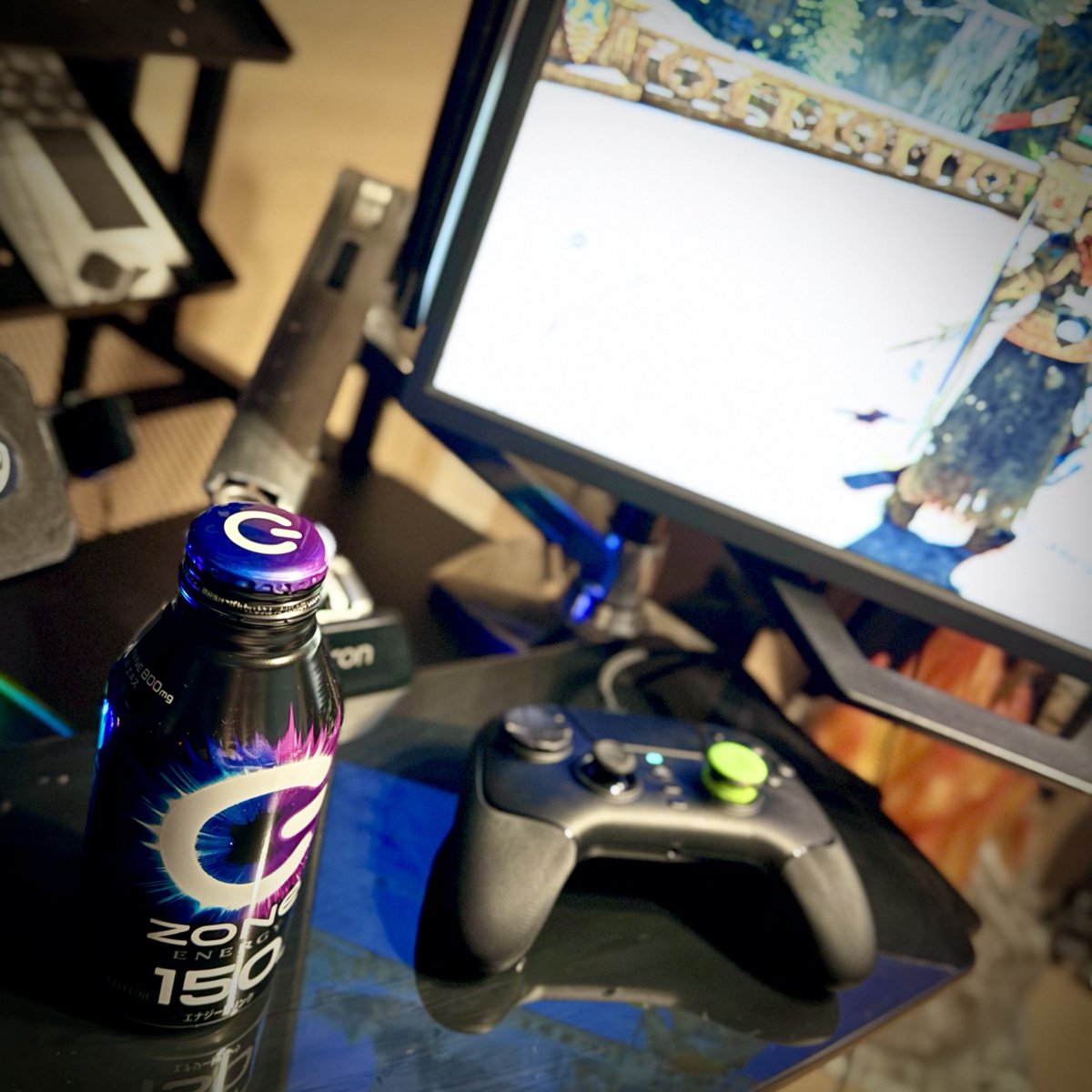 Gree_Bohurt's tweet photo. Today’s my cheating✨
#ZONeエナジー #HYPERZONe 🌠
#ForHonor #フォーオナー https://t.co/afWXdORxdL