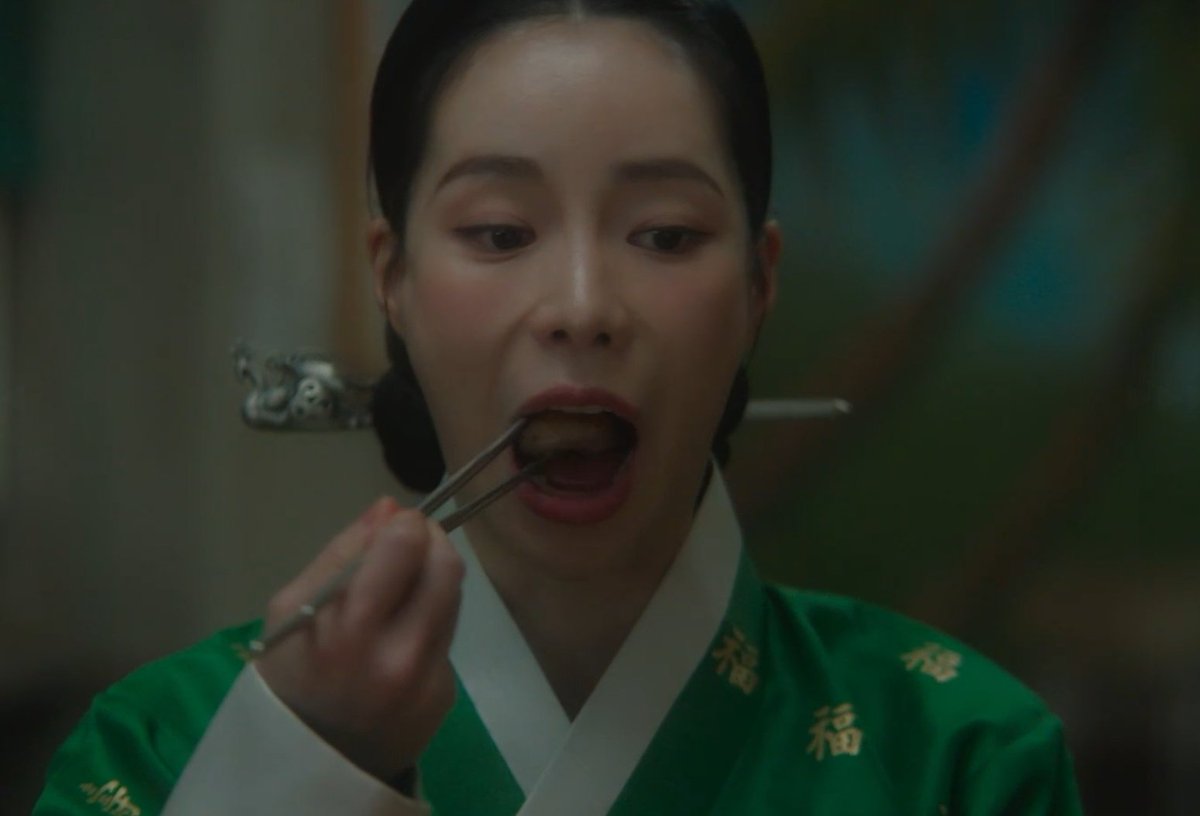 이나 tweet media