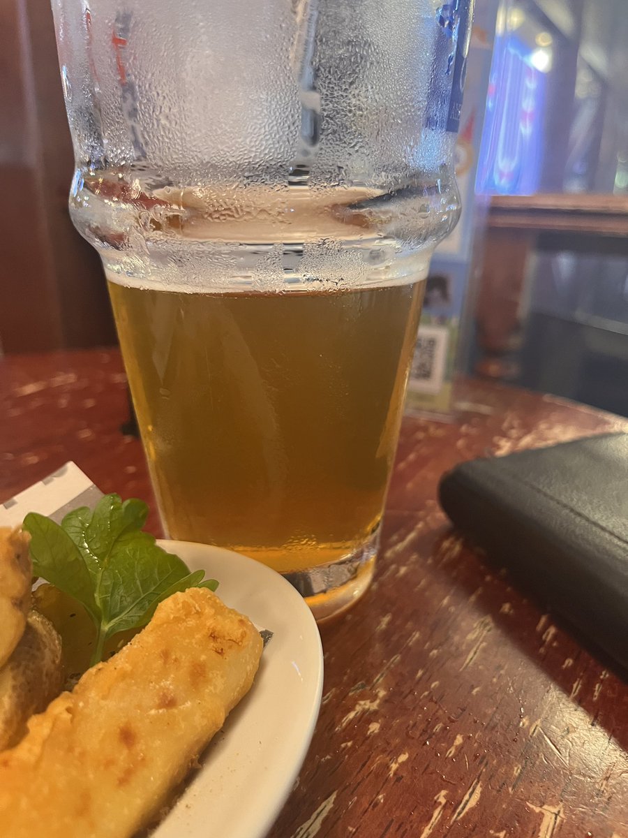 shinma301's tweet photo. 飲みとカフェ https://t.co/JRdaBwIr48