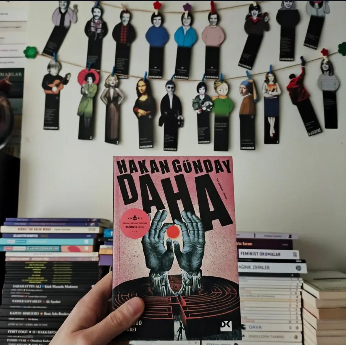 ilyasSevgin's tweet photo. "İnsanın kullandığı ilk alet, başka bir insandır." #Hakangünday #daha https://t.co/qQjhIFrxtW