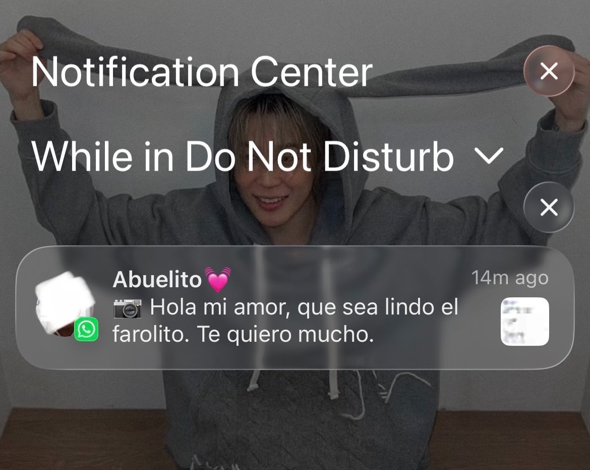 hace unos días les conté a mis abuelos que quería comprarme un lightstick para el show de los chicos (aunque ni siquiera sabían bien qué era😭) y recién mi abuelo me pasó plata para ayudarme a comprarlo y me mandó este mensajito. los amo tanto🩷