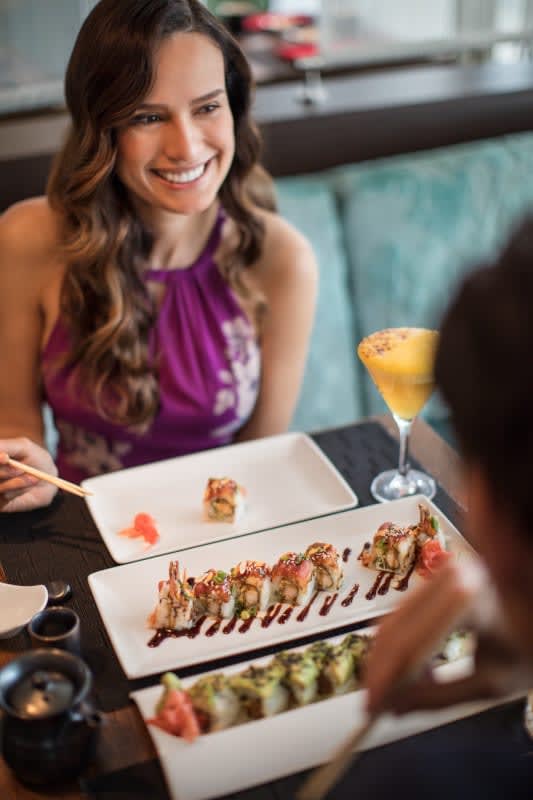 Fresh flavors, sleek vibes, and sushi done right. 🍣 Sushi on Five delivers a modern take on Japanese cuisine, where beautifully crafted rolls and shared plates turn lunch or dinner into a flavorful experience at sea. Contact me today to book!