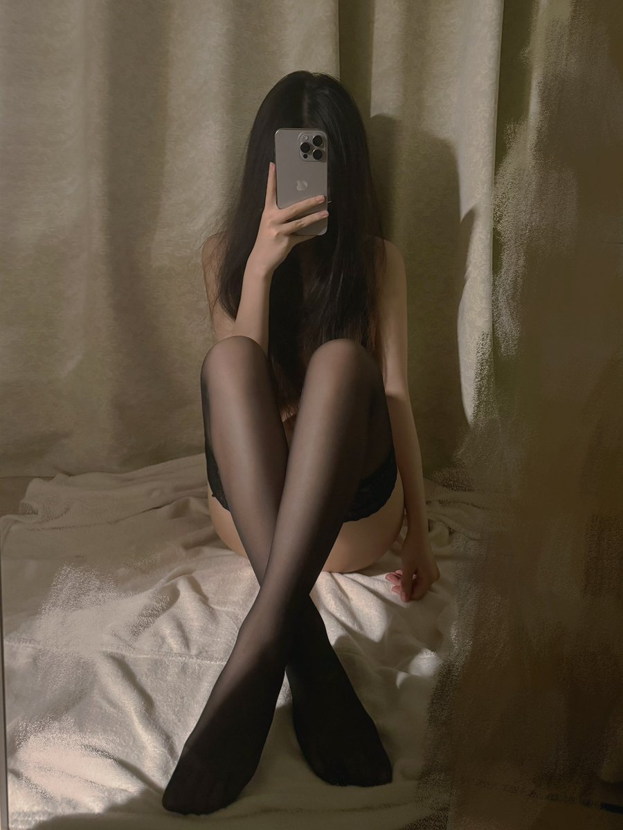 일탈 tweet media